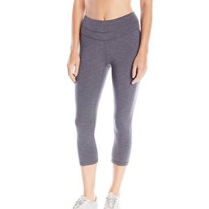 [NEW] LUCY Studio HATHA Capri Legging